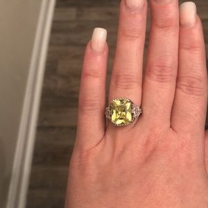 Ring Bomb Party Ring- Size 6